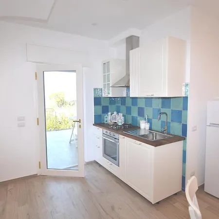 Kalimera Apartman *
