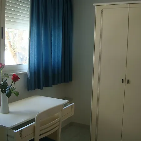 Kalimera Apartman *